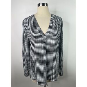 Talbots long sleeve v-neck Houndstooth V-Neck Blouse